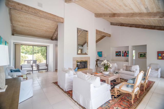 645 Hospitality Drive, Rancho Mirage, CA 92270