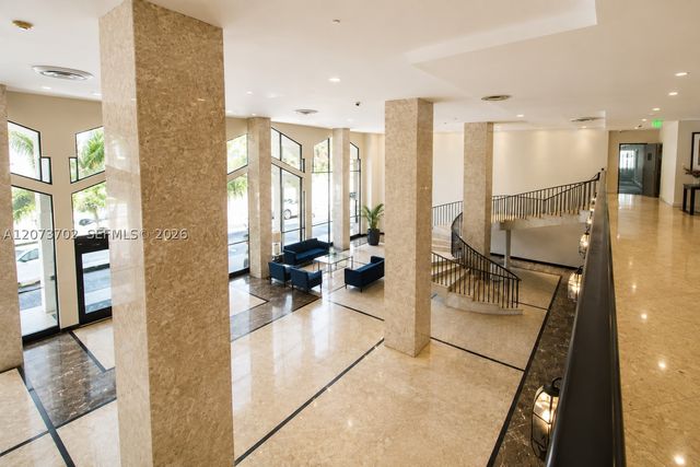 5601 Collins Ave 1009, Miami Beach, FL 33140