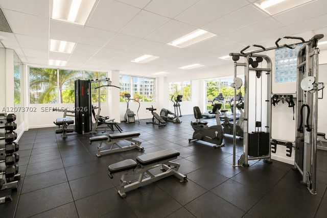 5601 Collins Ave 1009, Miami Beach, FL 33140