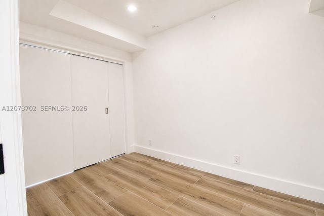 5601 Collins Ave 1009, Miami Beach, FL 33140