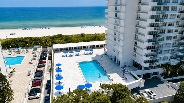 5601 Collins Ave 1009, Miami Beach, FL 33140