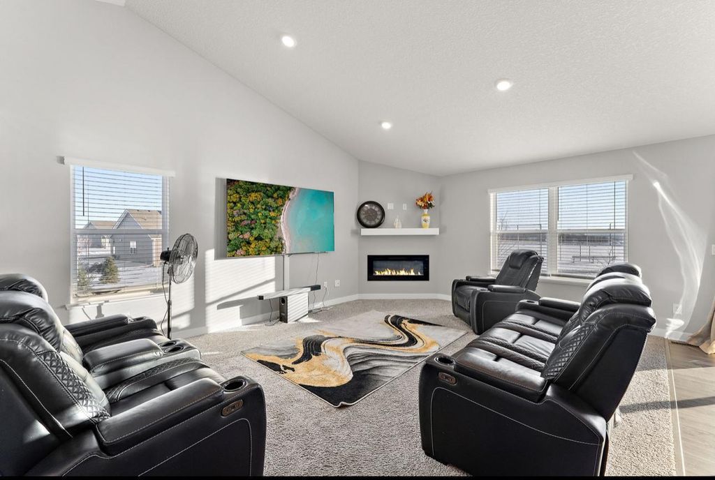 5124 Mustang Circle, Woodbury, MN 55129 — photo 2