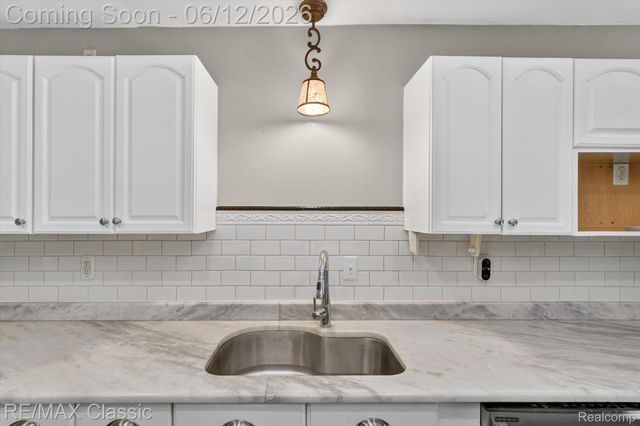 2939 Shirley Street, Highland Charter Township, MI 48380