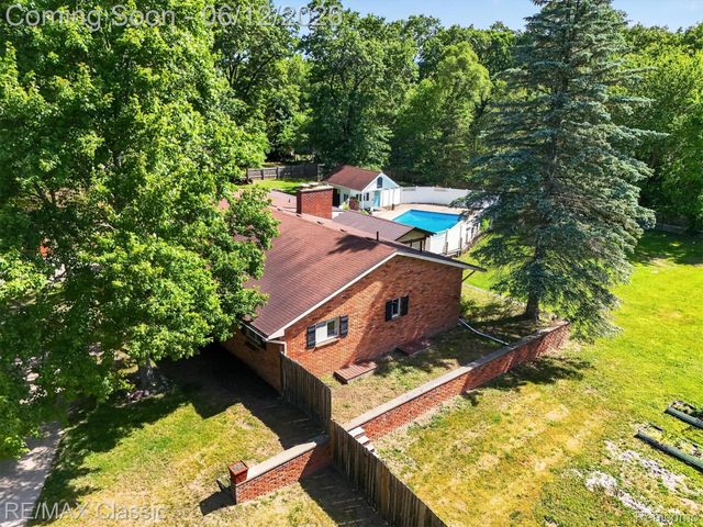 2939 Shirley Street, Highland Charter Township, MI 48380