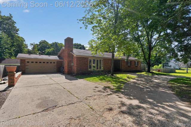 2939 Shirley Street, Highland Charter Township, MI 48380