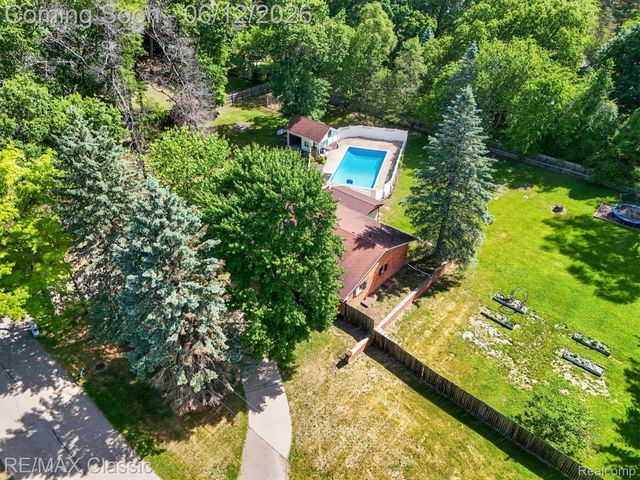 2939 Shirley Street, Highland Charter Township, MI 48380
