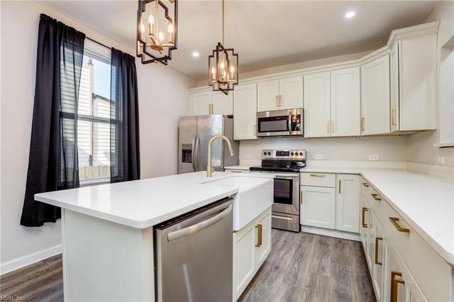 1914 King ST, Portsmouth, VA 23704