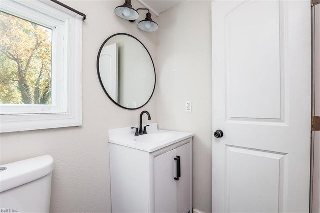 1914 King ST, Portsmouth, VA 23704