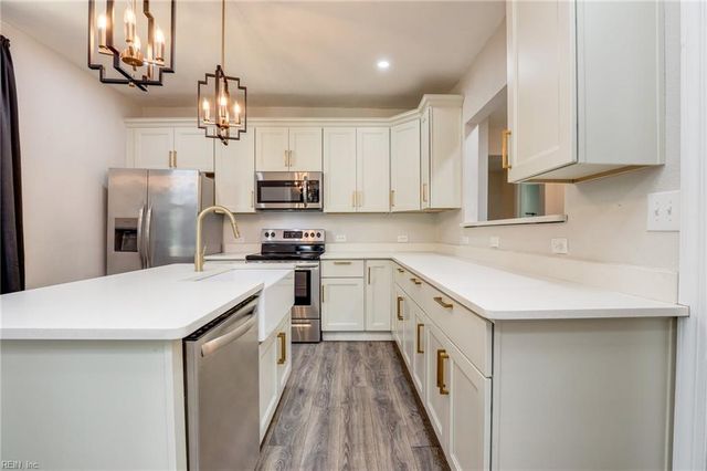 1914 King ST, Portsmouth, VA 23704