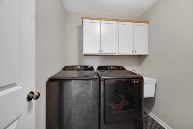 11205 Isles Avenue, Dyer, IN 46311