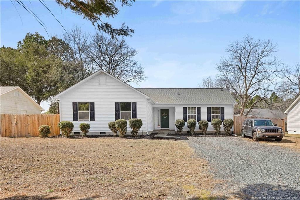 130 Pecan Lane, Aberdeen, NC 28315