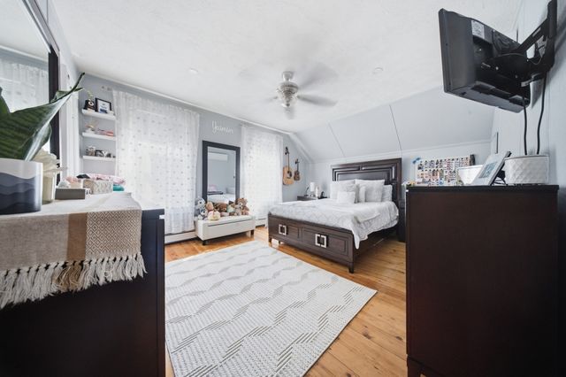 26 Acacia St, Gloucester, MA 01930