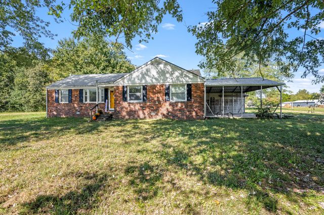 700 Hollow Springs Rd, Woodbury, TN 37190