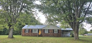700 Hollow Springs Rd, Woodbury, TN 37190
