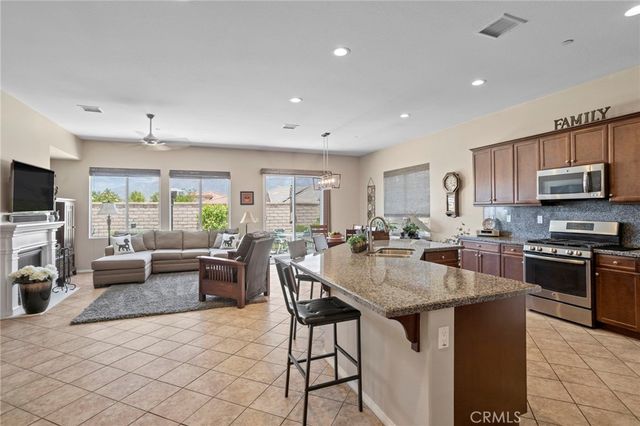 1584 Vinson, Beaumont, CA 92223