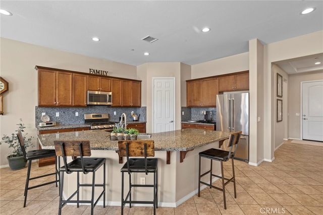 1584 Vinson, Beaumont, CA 92223