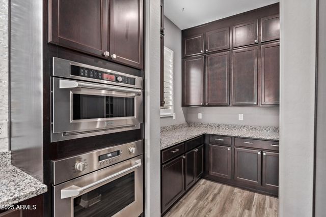 1076 E KENSINGTON Road, Gilbert, AZ 85297