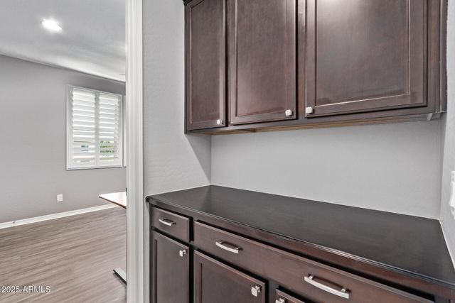 1076 E KENSINGTON Road, Gilbert, AZ 85297