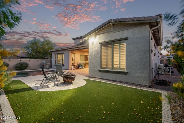 1076 E KENSINGTON Road, Gilbert, AZ 85297