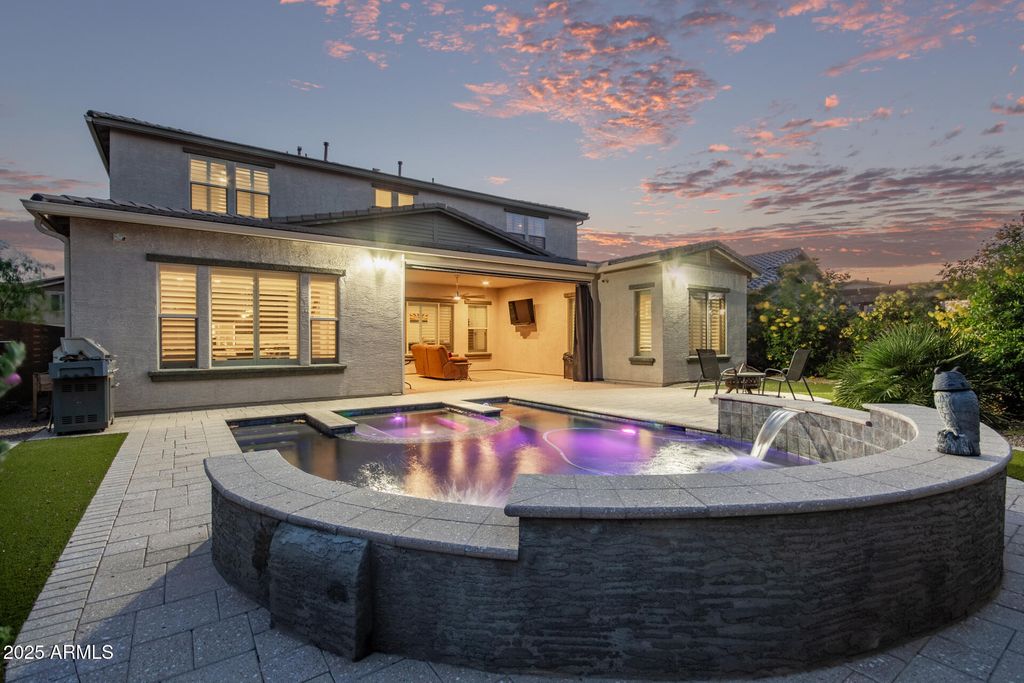 Image 36 of property listing at 1076 E KENSINGTON Road, Gilbert, AZ 85297