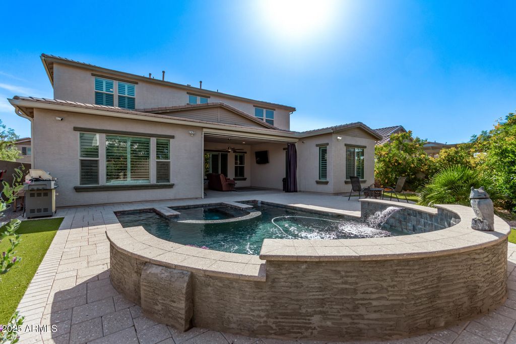 Image 38 of property listing at 1076 E KENSINGTON Road, Gilbert, AZ 85297
