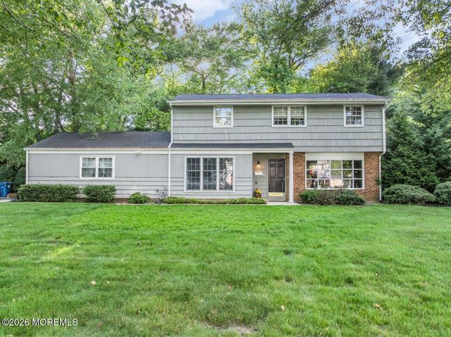 7 Heather Lane, Middletown, NJ 07748