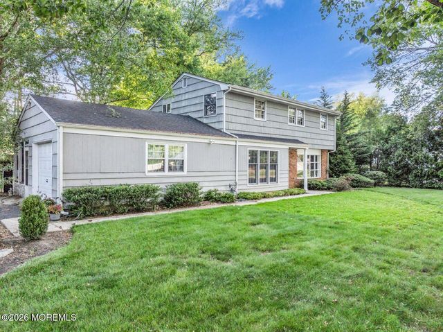 7 Heather Lane, Middletown, NJ 07748