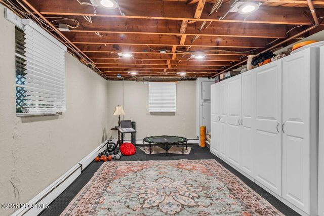 7 Heather Lane, Middletown, NJ 07748