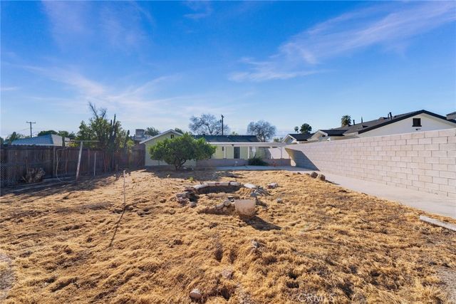 1377 Belle St, San Bernardino, CA 92404