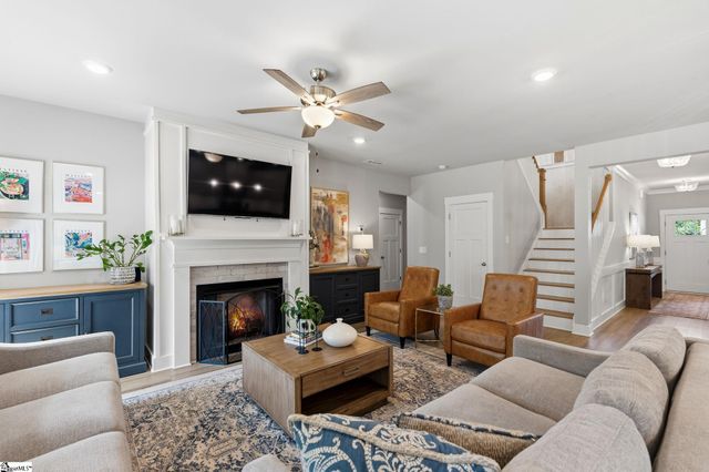 406 Grantleigh Court, Simpsonville, SC 29680