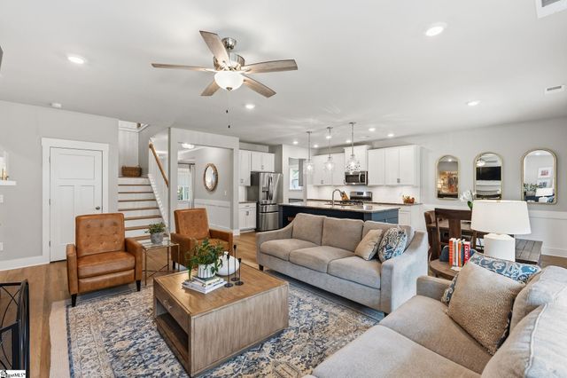 406 Grantleigh Court, Simpsonville, SC 29680