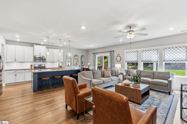 406 Grantleigh Court, Simpsonville, SC 29680