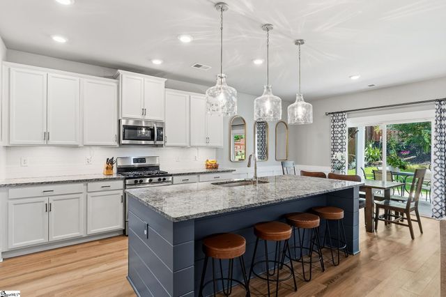 406 Grantleigh Court, Simpsonville, SC 29680