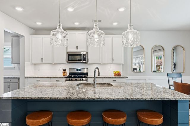 406 Grantleigh Court, Simpsonville, SC 29680