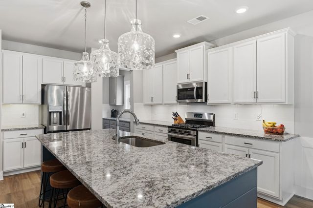 406 Grantleigh Court, Simpsonville, SC 29680