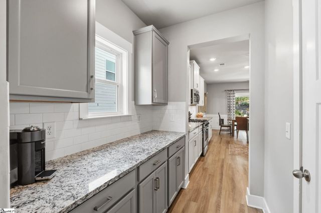 406 Grantleigh Court, Simpsonville, SC 29680