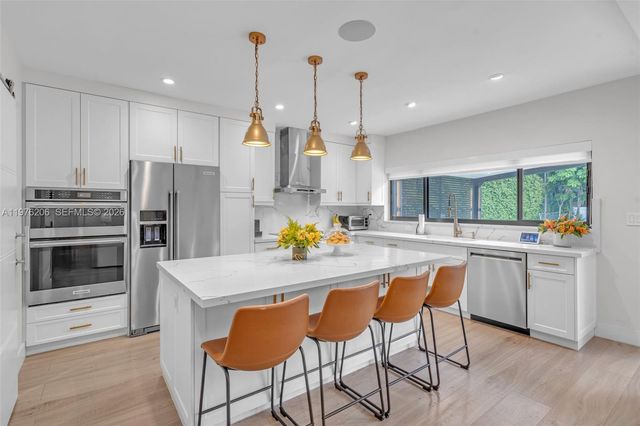 6235 Alton Rd, Miami Beach, FL 33140