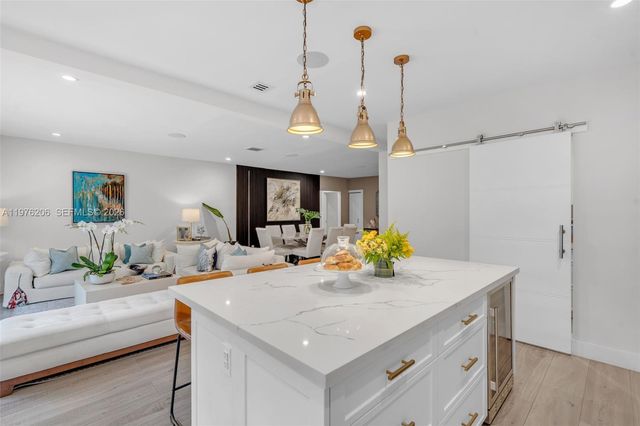 6235 Alton Rd, Miami Beach, FL 33140