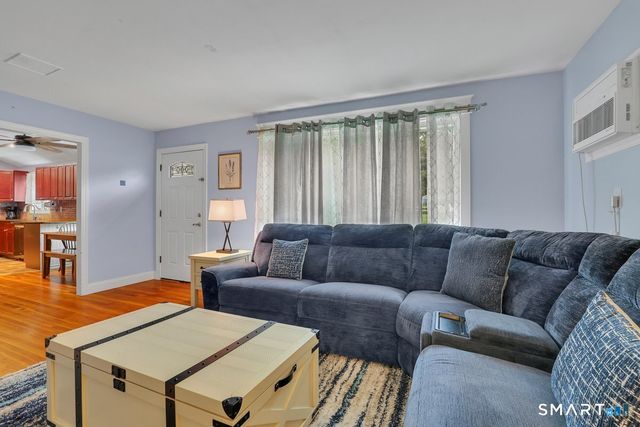 25 Pine Tree Lane, South Windsor, CT 06074