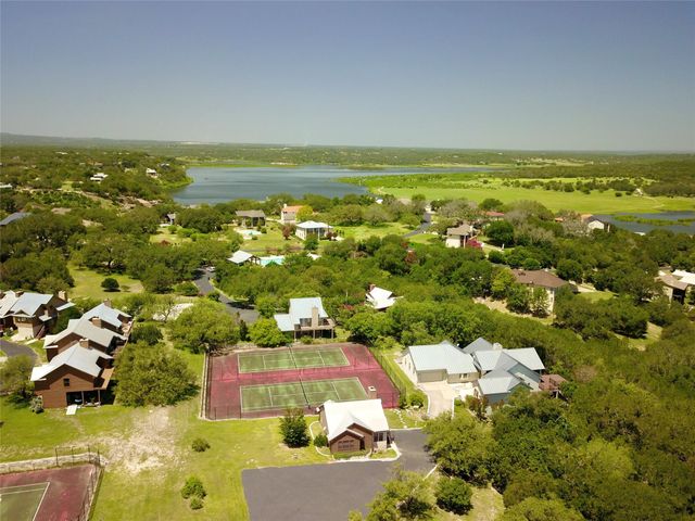 637 Wesley Ridge DR, Spicewood, TX 78669