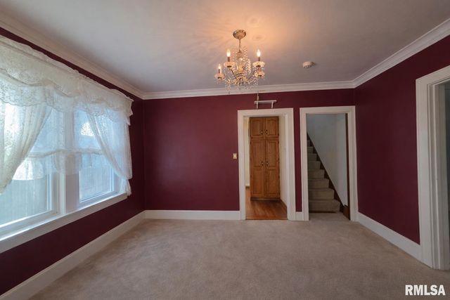 714 W MEADOWS Place, Peoria, IL 61604