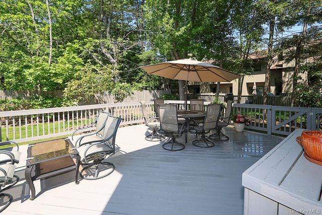 81 Estate Drive, Jericho, NY 11753