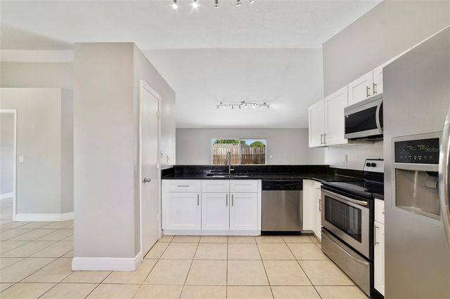 228 MANGO COURT, Davenport, FL 33837