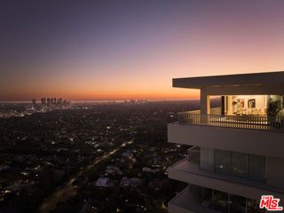9255 Doheny Road PH, West Hollywood, CA 90069
