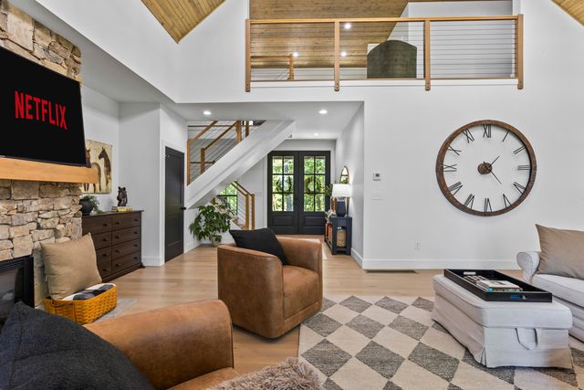 330 Spencer Lane, Winchester, KY 40391