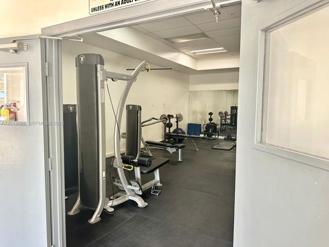505 E Dania Beach Blvd 4-3J, Dania Beach, FL 33004