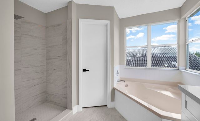 10372 SW 9th Lane, Pembroke Pines, FL 33025