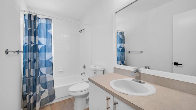 10372 SW 9th Lane, Pembroke Pines, FL 33025