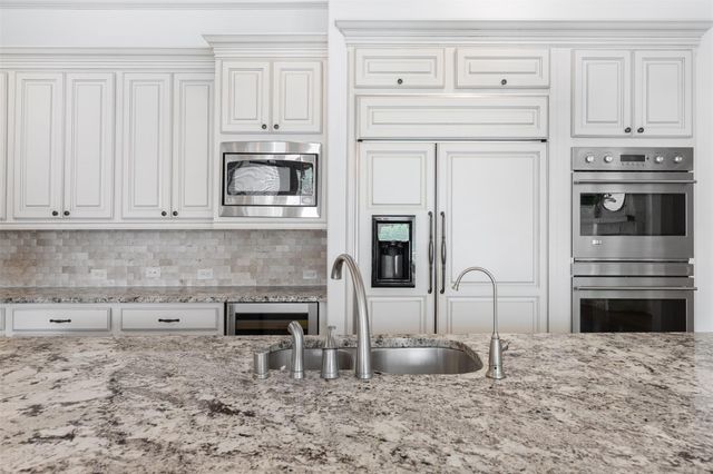 6118 Fayette Springs Lane, Fulshear, TX 77441
