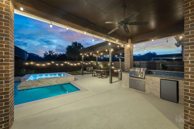 6118 Fayette Springs Lane, Fulshear, TX 77441